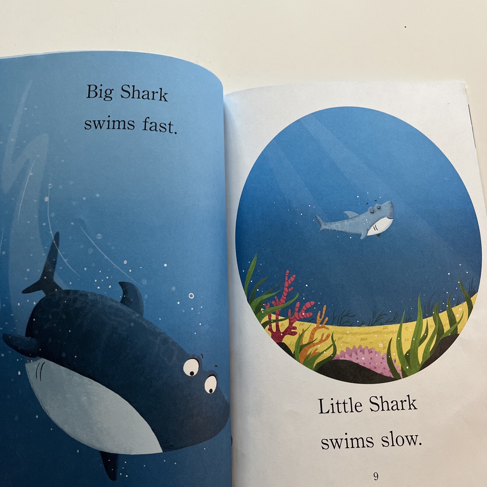 Step into Reading Ser.: Big Shark, Little Shark by Anna Membrino (2017, Trade…