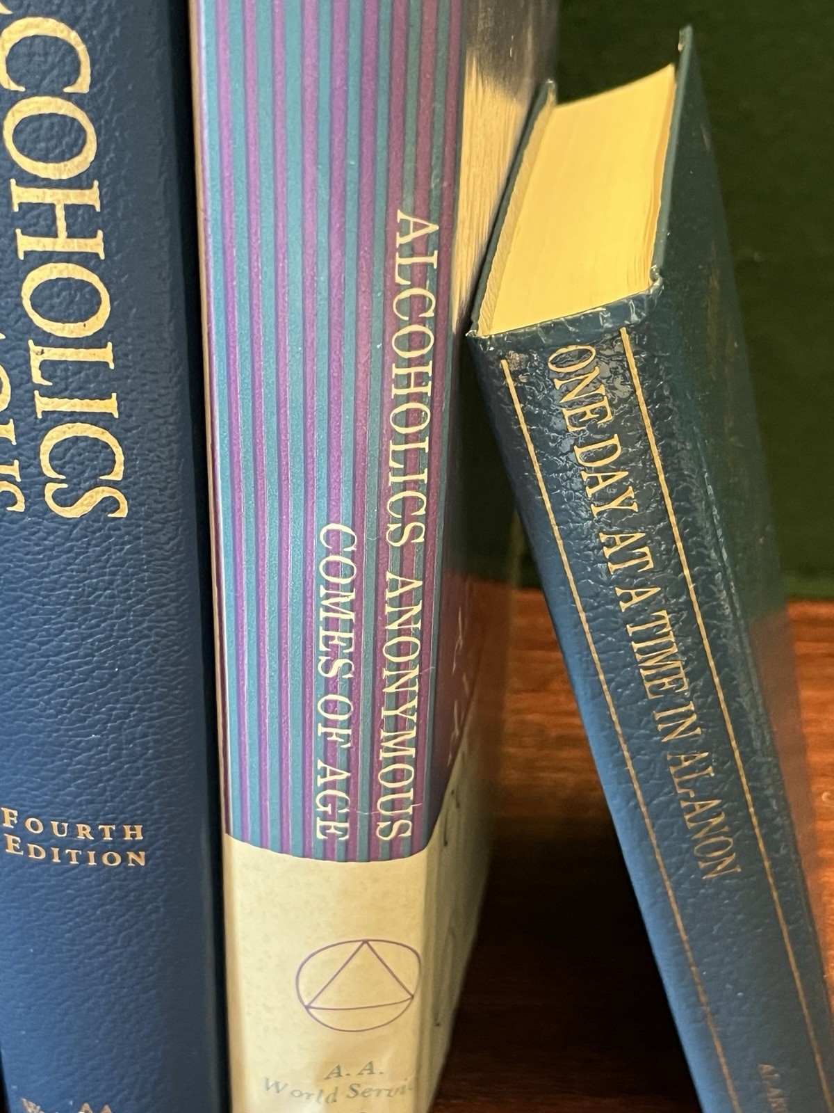 4 lot ALCOHOLICS ANONYMOUS Books AA Al-Anon Recovery Addiction 1970’s – 2020