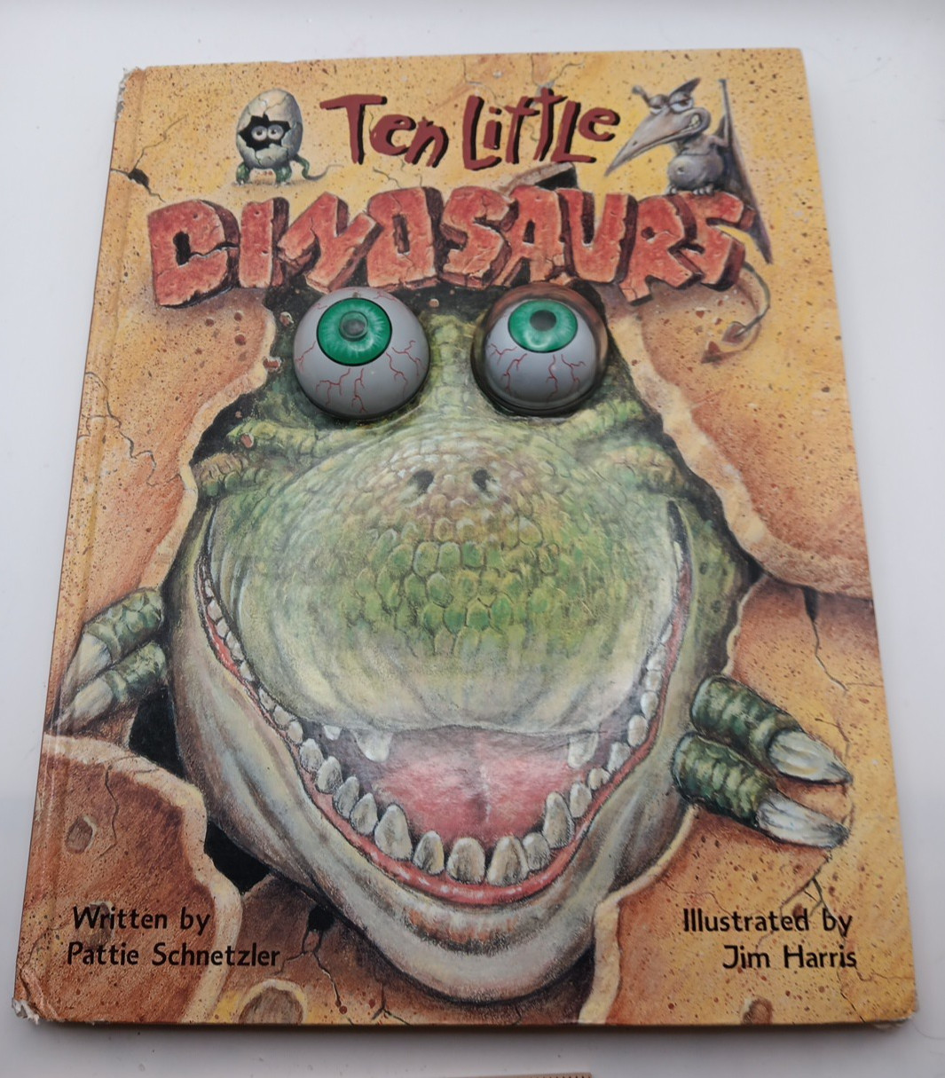 Ten Little Dinosaurs (Eyeball Animation): Board Book Edition – Board book – GOOD