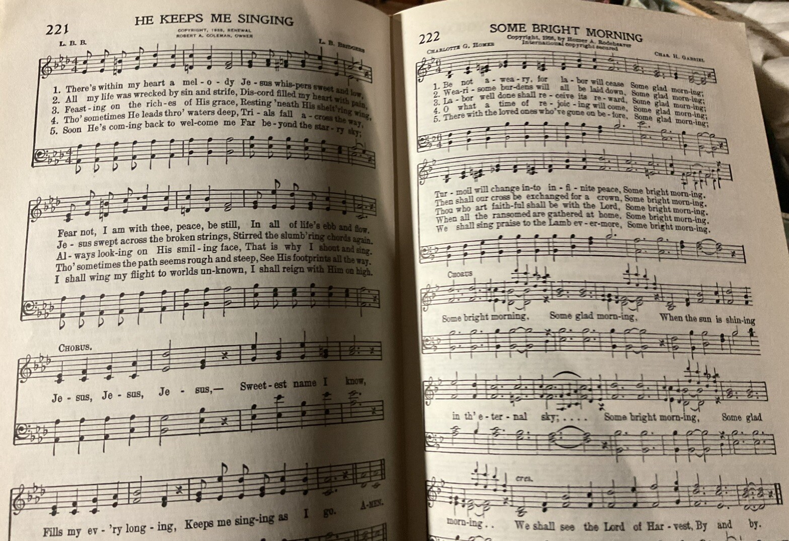 Vintage 1939 Christian Service Songs Printed In USA 288 Pages 8x6x3/4 288 Pages