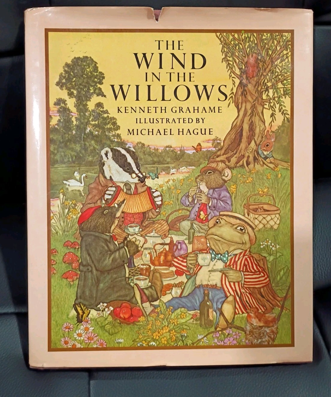 1980 The Wind in the Willows 1st Ed w/ Dust Jacket Kenneth Grahame Michael Hague
