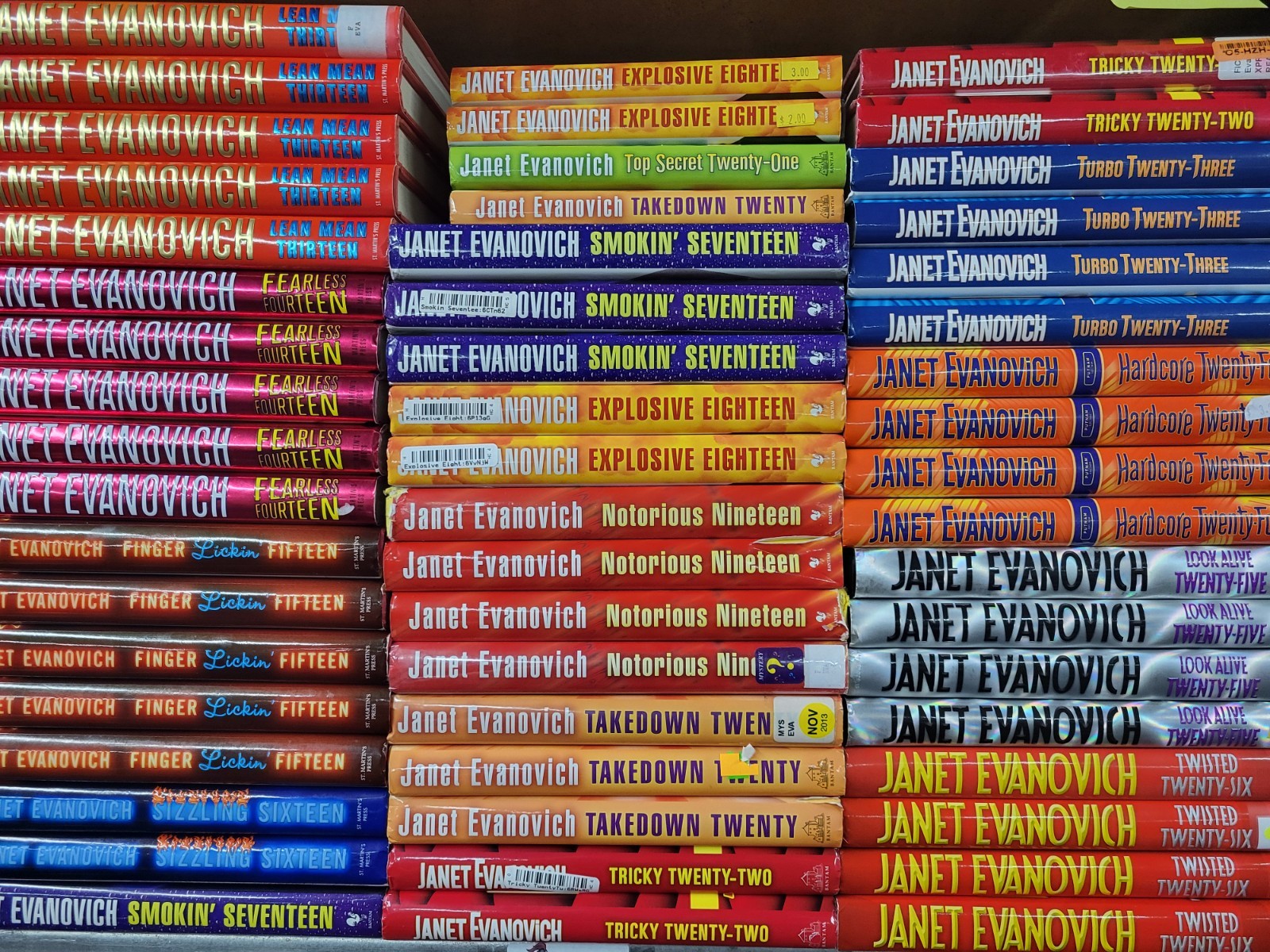 Stephanie Plum Series by Janet Evanovich – Choose Your Own Books Set