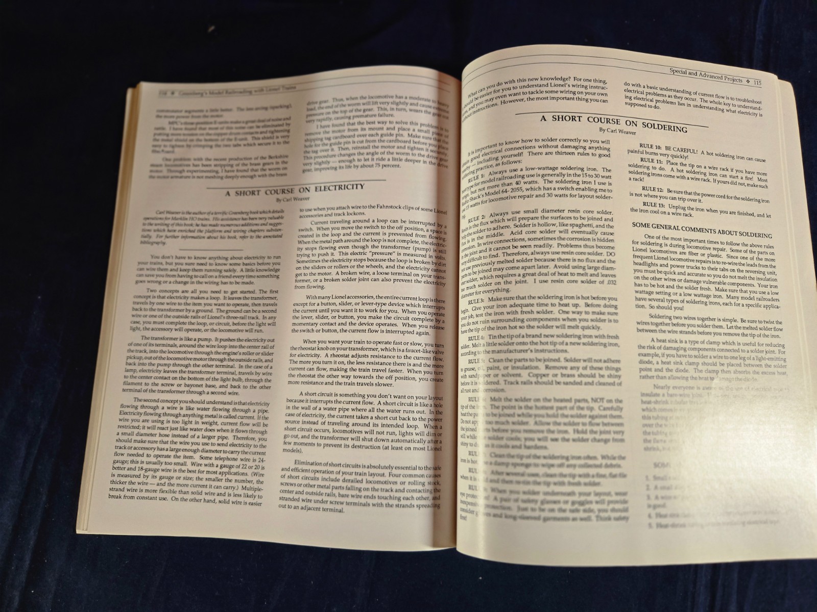 Lionel Trains-Model Lionel Train Railroading Guide-Roland LaVoie 144 pages