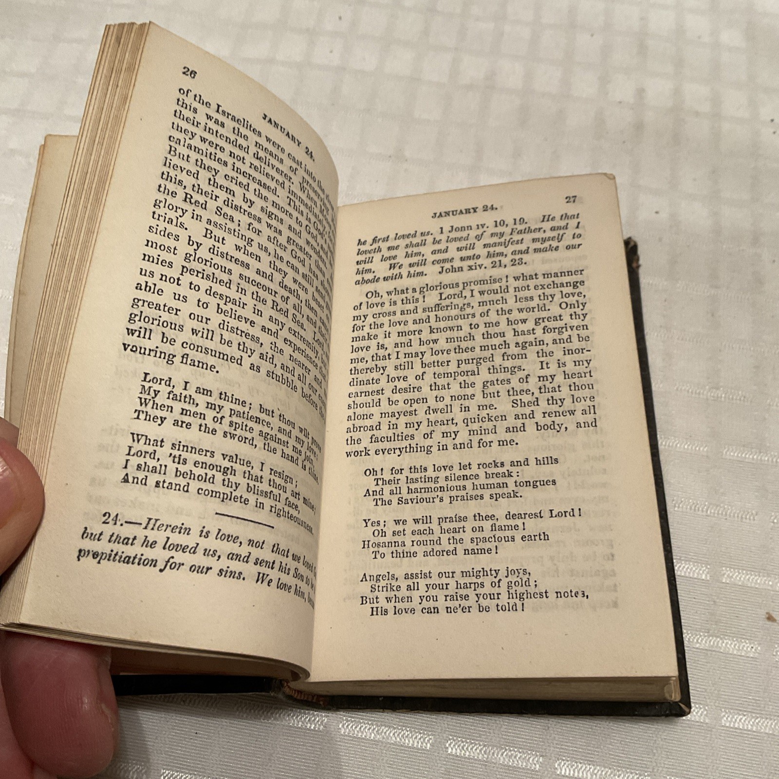 Bogatzy Golden Treasury For the Children of God 1799 Mini 431 Pages 11cm x 7.5cm