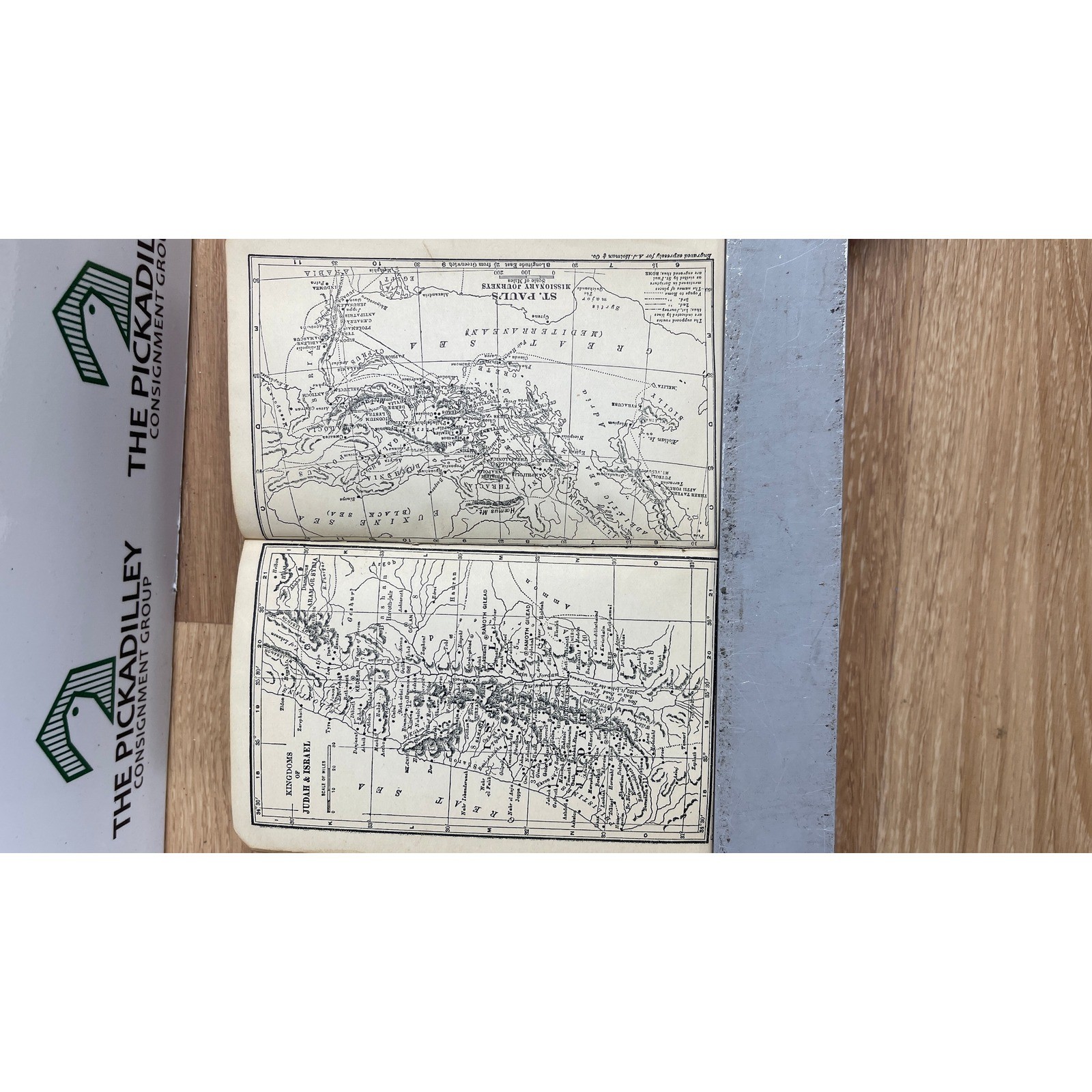 Vintage Holman Edition Holy Bible KJV Gold Cover Pearl Text Personalized Maps