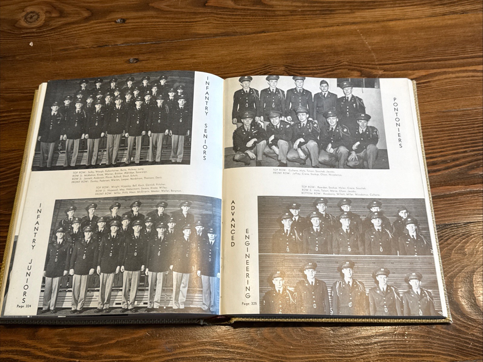 Vintage 1950 The Hawkeye Yearbook State University of Iowa 440 Pages