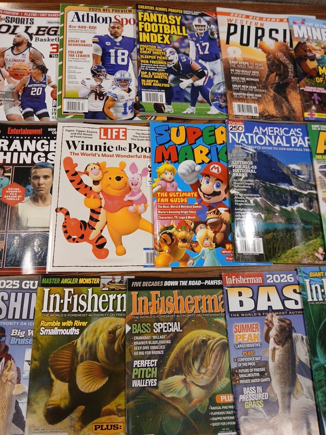 ASSORTED MAGAZINE LOT OF 25 2025/2026