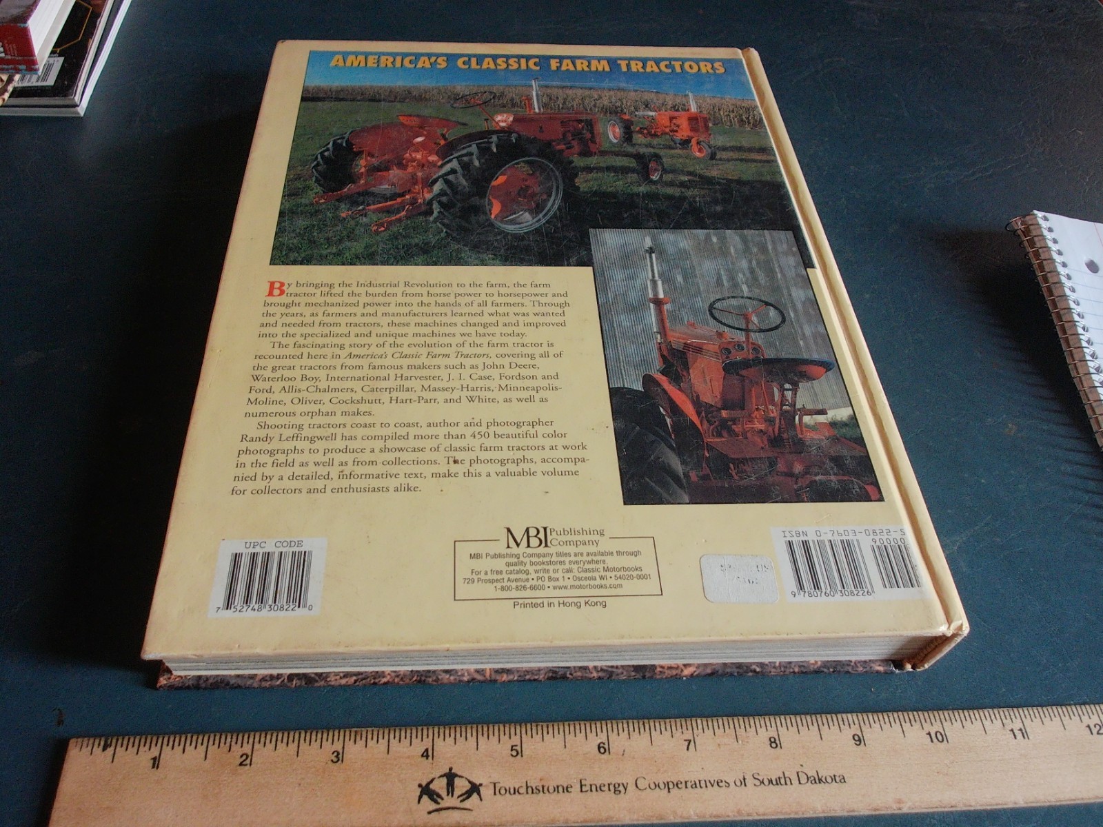 1999 HC Book America’s Classic Farm Tractors 431 Pages Lot 26-14