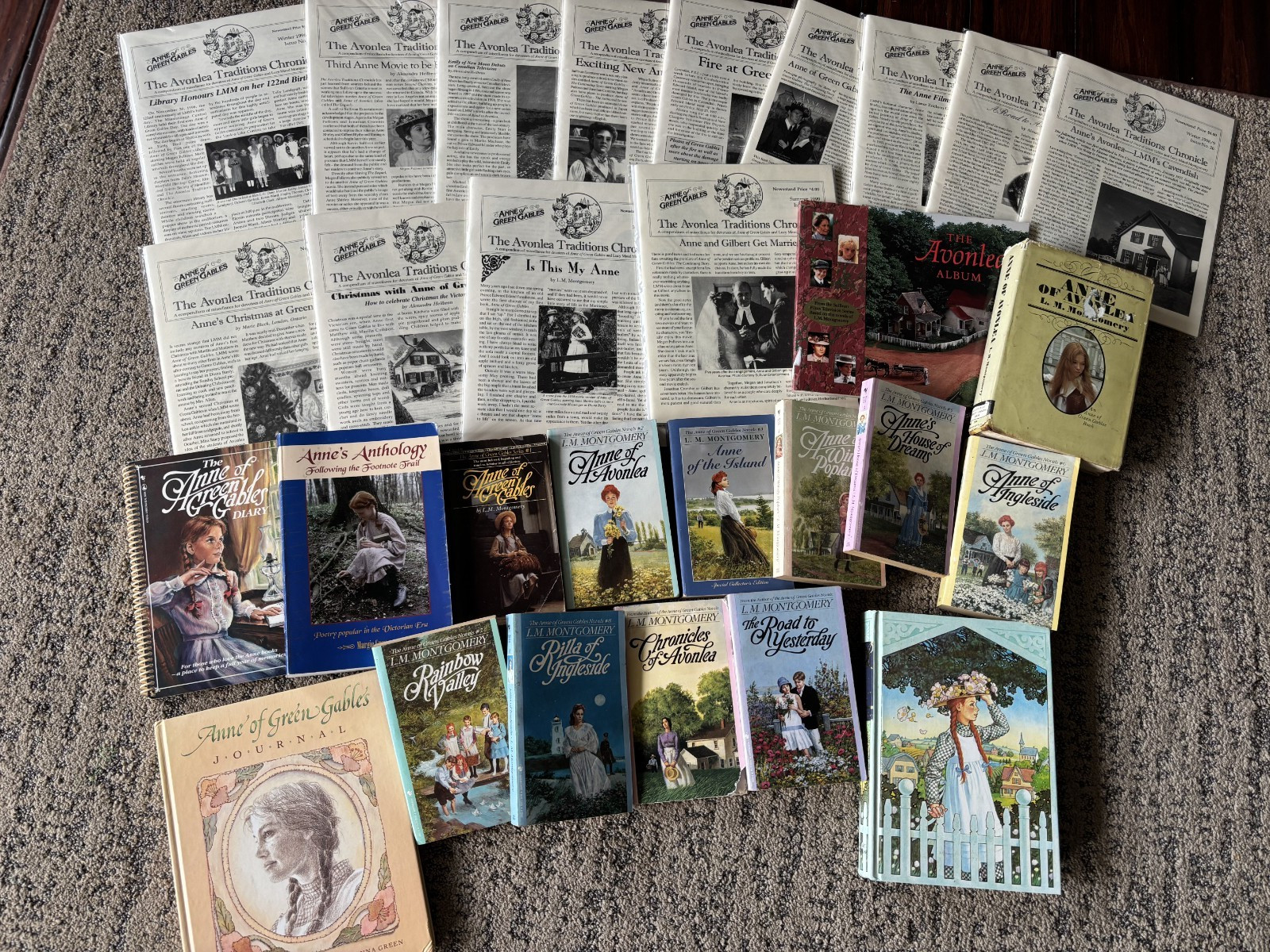 Anne of Green Gables lot of 29 avonlea traditions chronicle + vintage books RARE