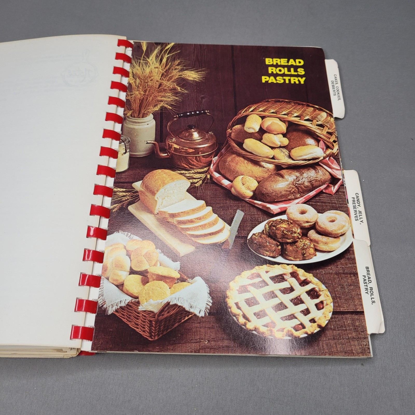 Vintage Yolo General Hospital Auxiliary Incredible Edibles Cookbook Woodland CA