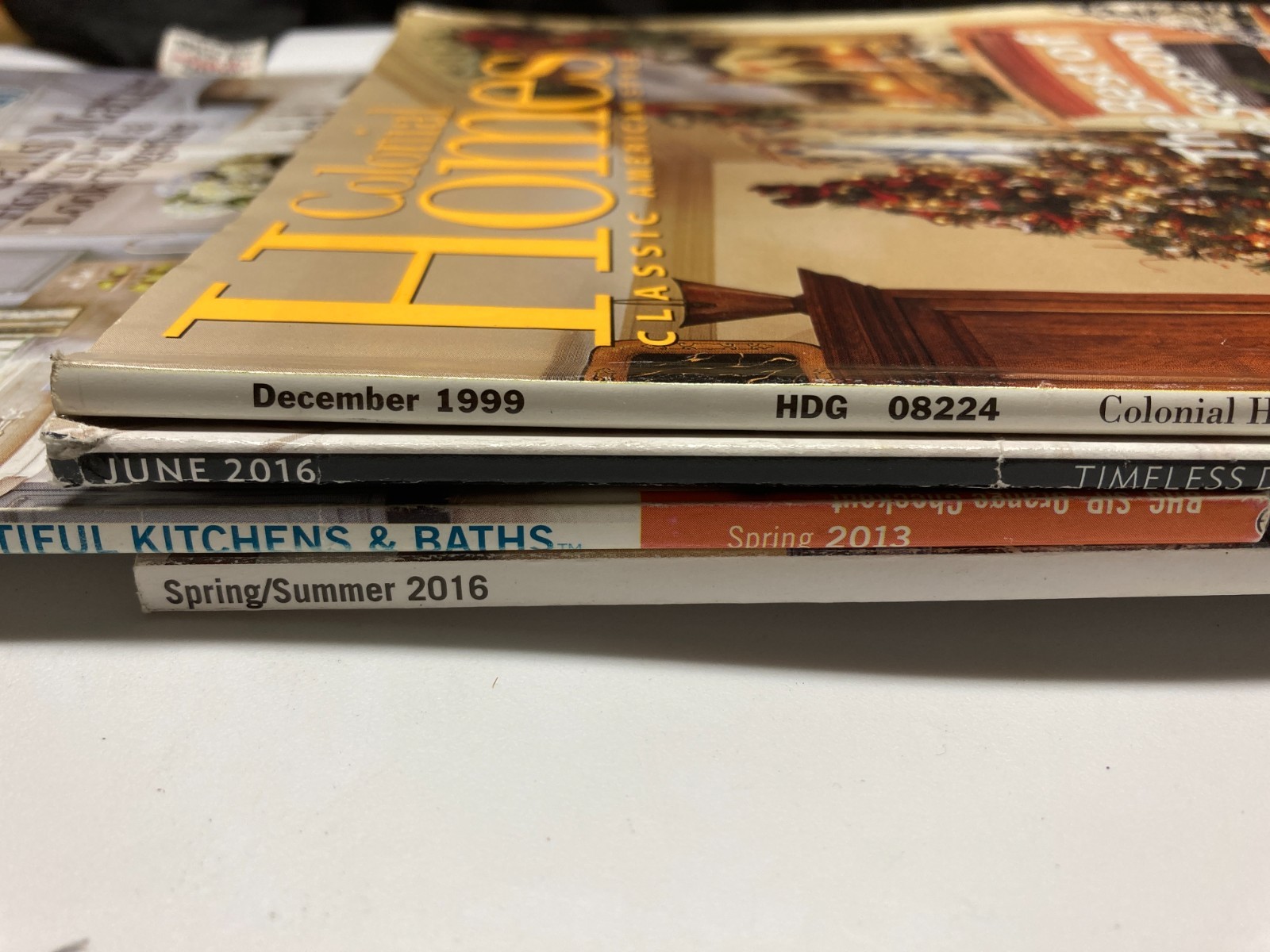 Lot of 4 Magazine Multi Years – Kitchen & Bath, Colonial & Tradional Home Decor