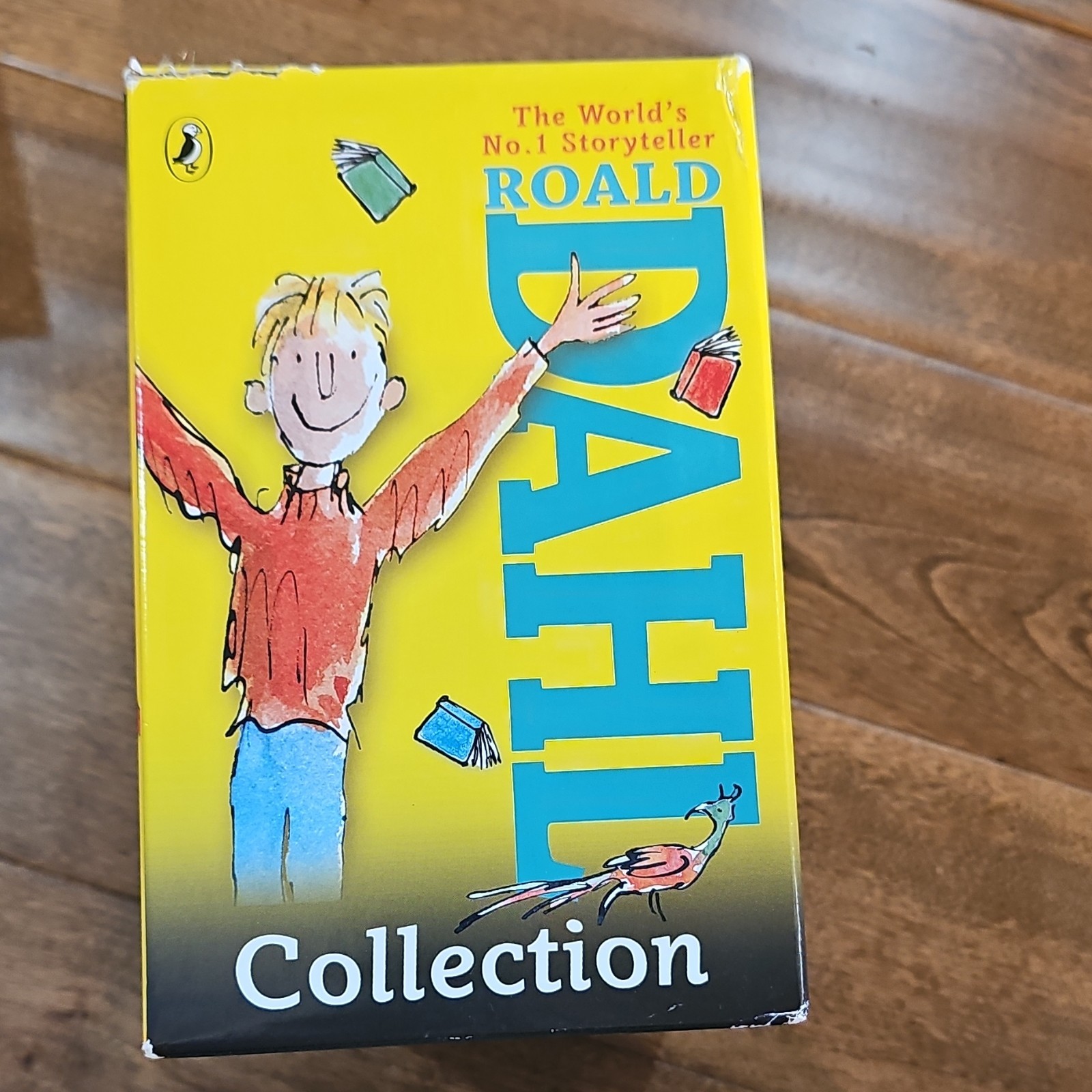 Roald Dahl Collection Box Set Paperback 15 Short Stories Illus Quentin Blake