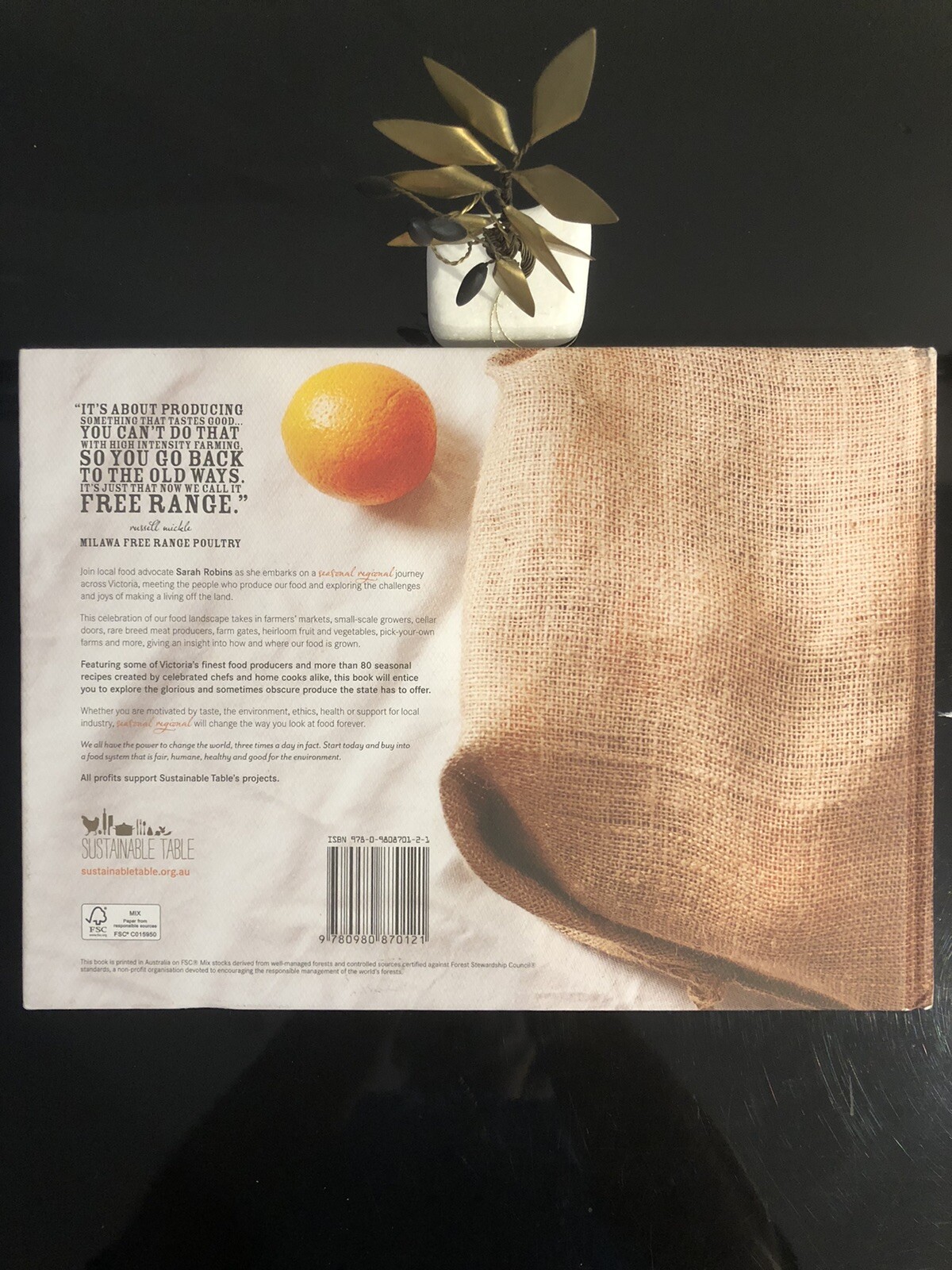 🇦🇺Signed Copy Seasonal Regional Made In Victoria Sarah Robins 2012 First Ed.