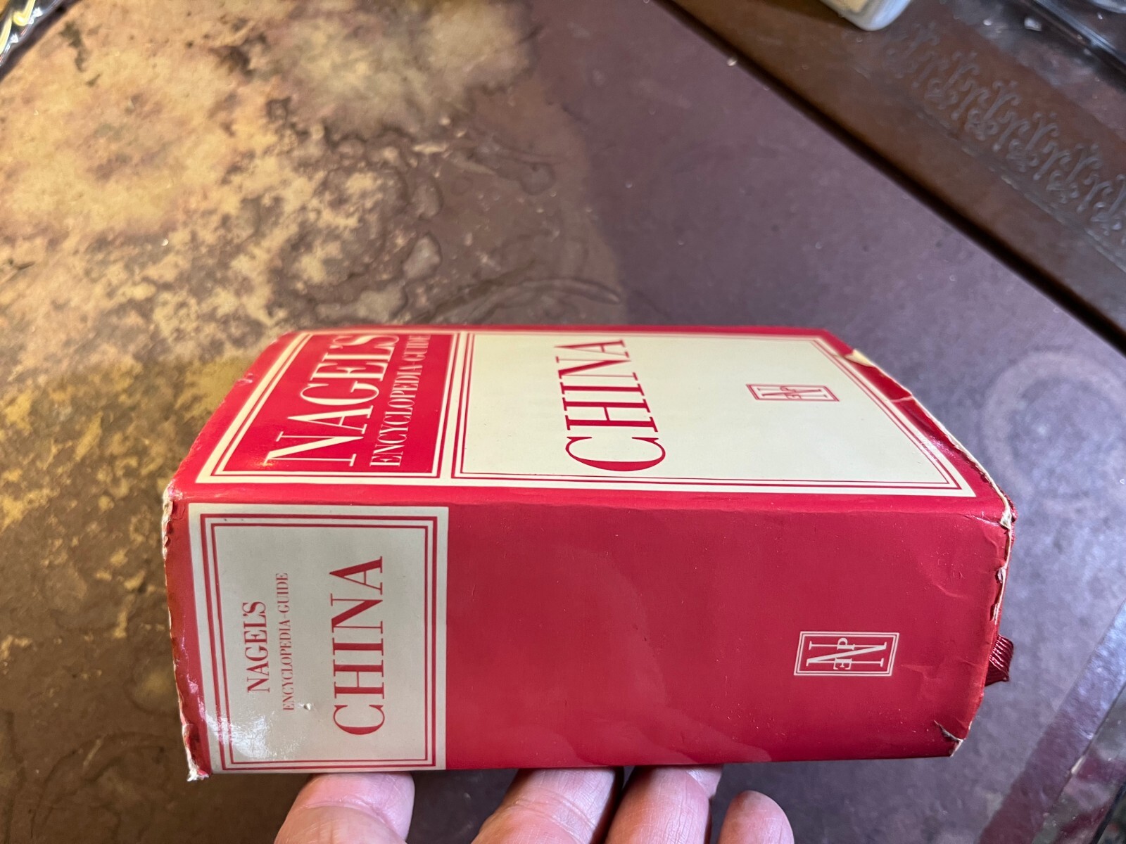 China Nagel’s Encyclopedia Guide 1968 edition, 1500 pages