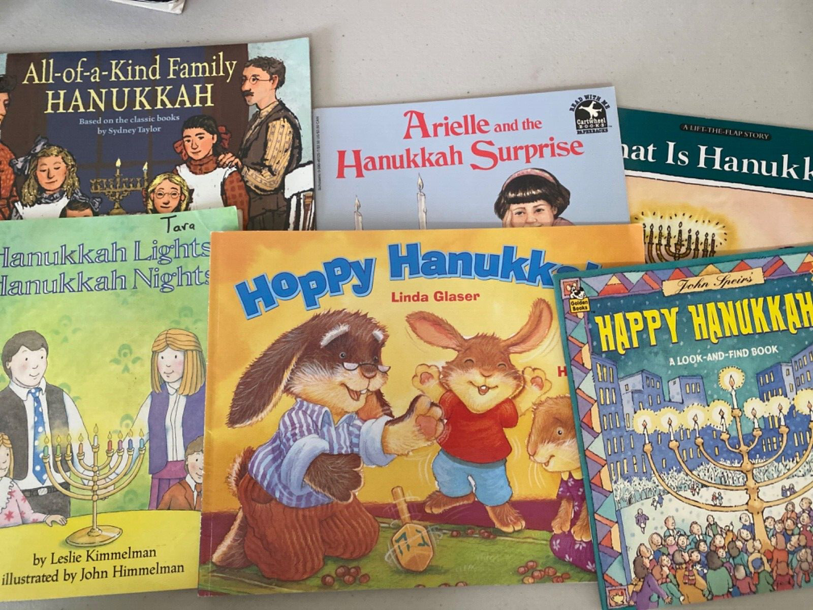 Lot of 6 Jewish Childrens Books -Hanukkah
