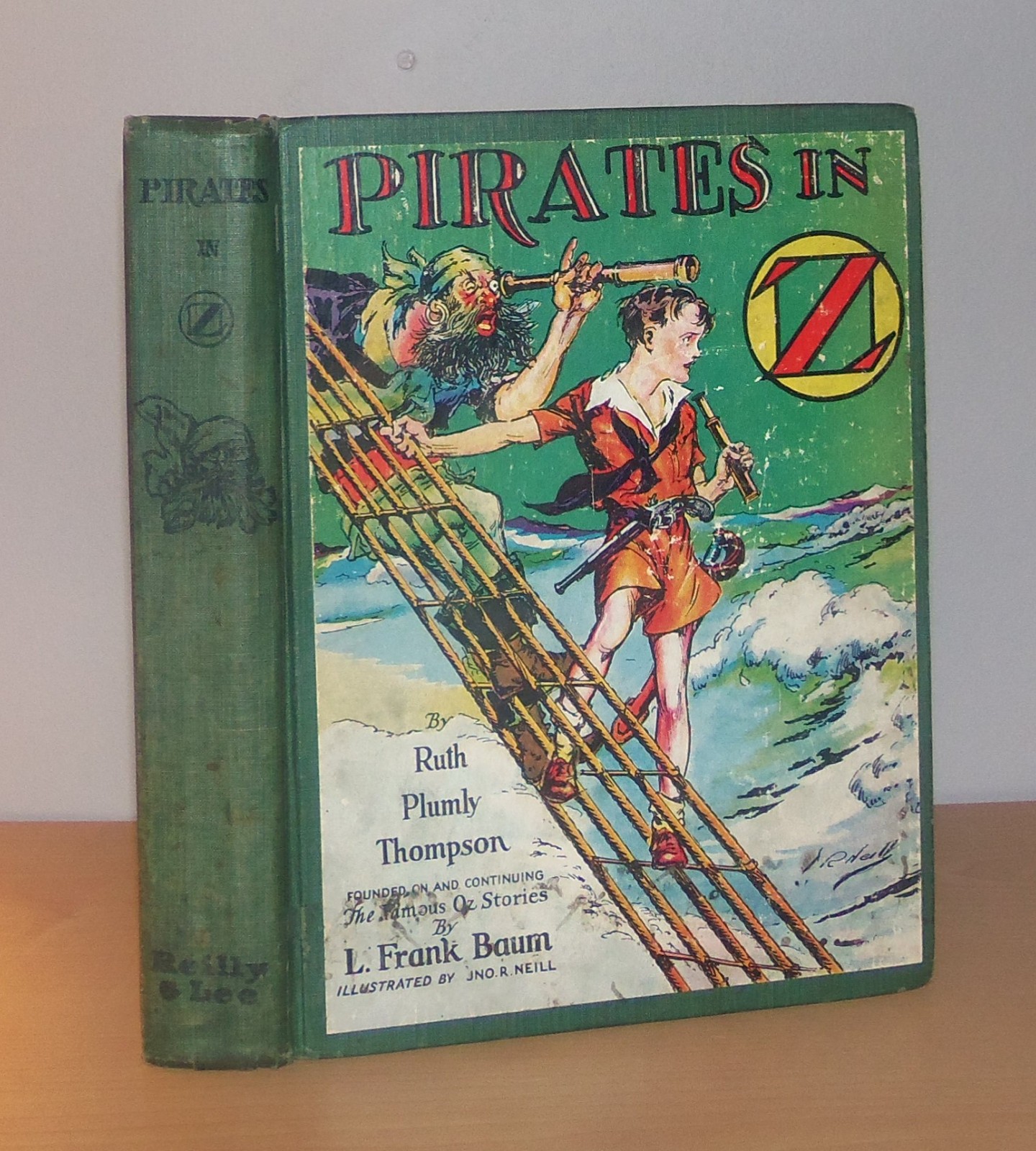 Pirates in Oz. Ruth Plumly Thompson. 1931. 1st ed. 12 color plates.