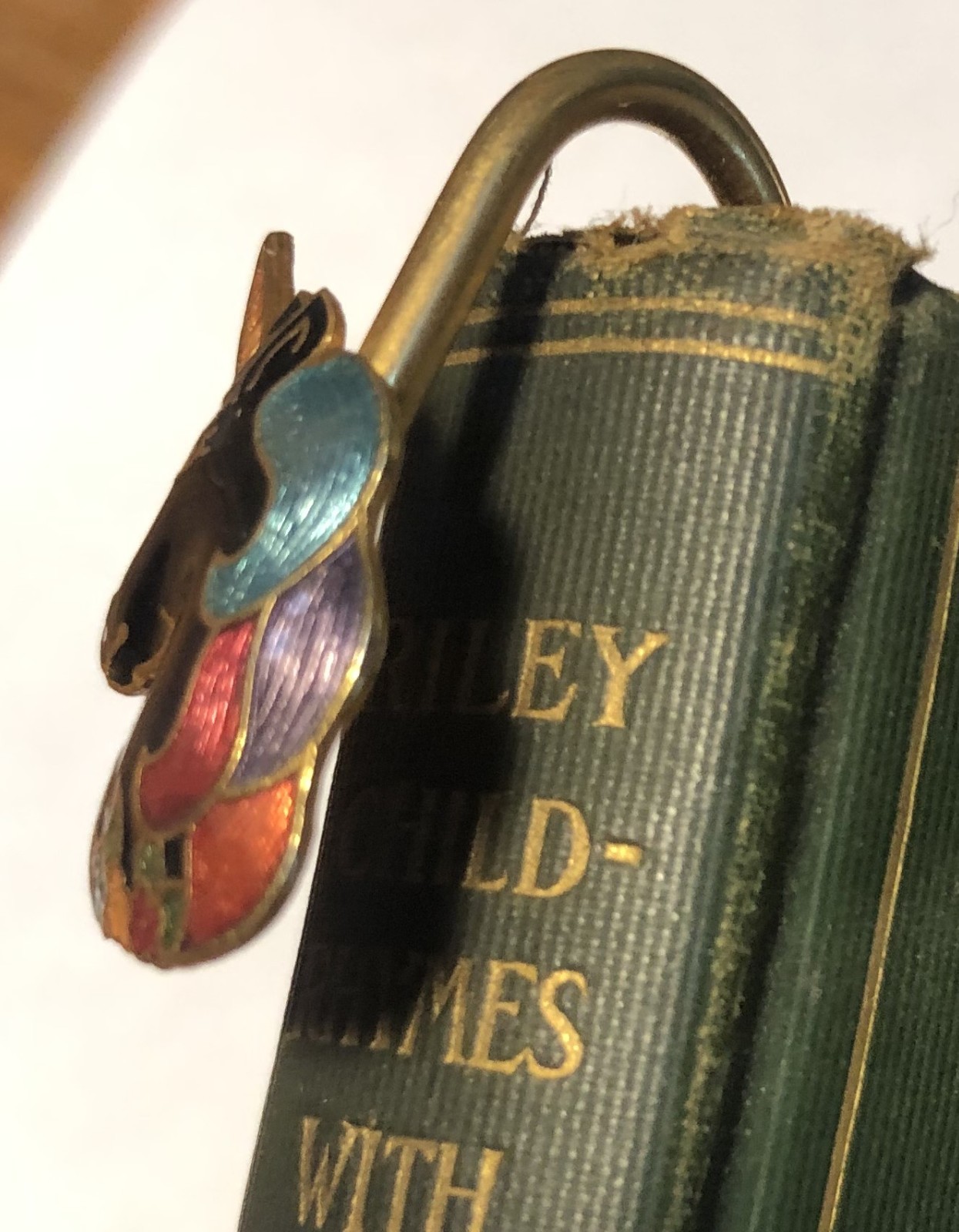 Vintage 1980’s Enamel Cloisonné Unicorn 5 1/2″ Tall Gold Tone Metal Bookmark
