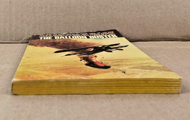 Norman S. Hall, The Balloon Buster, Paperback 1966