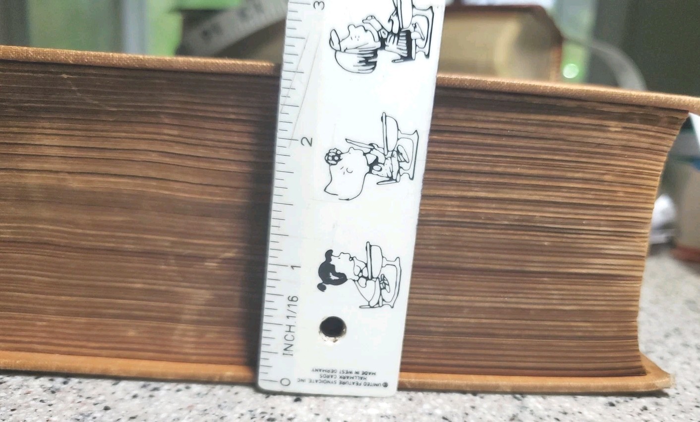 Antique 1920s Petit Larousse Illustrated Dictionary Paris HC French 1664 Pages
