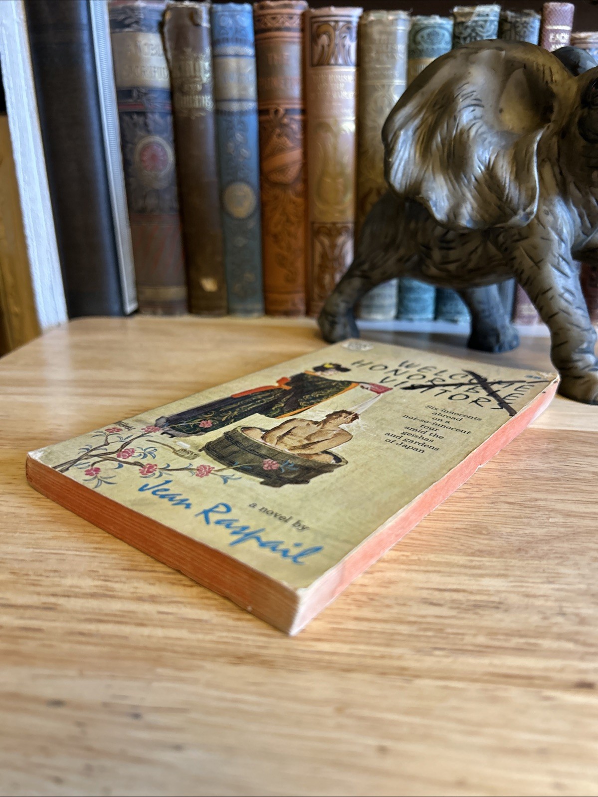 WELCOME HONORABLE VISITORS by JEAN RASPAIL Crest Book s430 PB Vintage