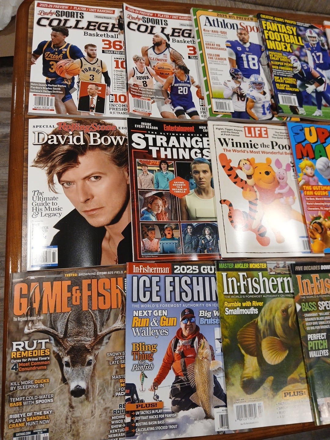 ASSORTED MAGAZINE LOT OF 25 2025/2026