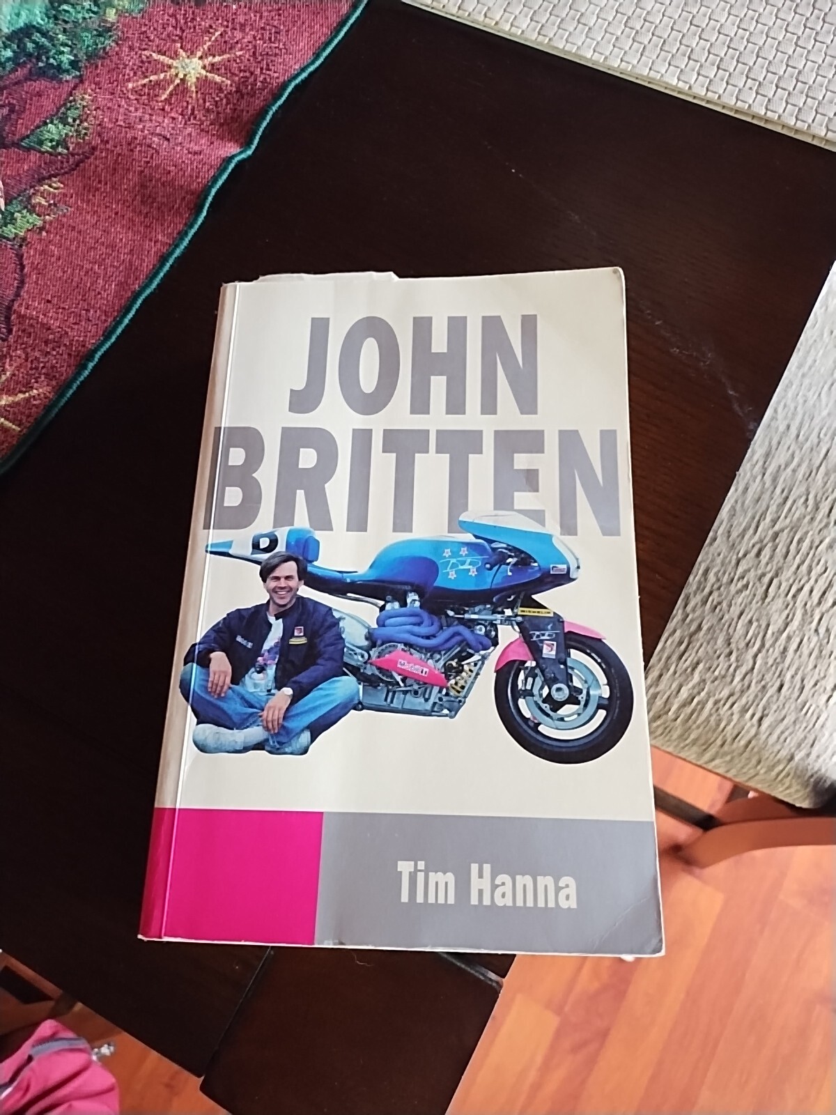 JOHN BRITTEN by Tim Hanna 2004.Paperback. 496 pages.Illustrated.