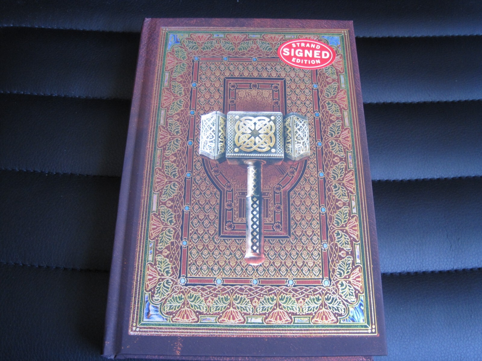 NEIL GAIMAN SIGNED – NORSE MYTHOLOGY – Special Limited Edition The American Gods