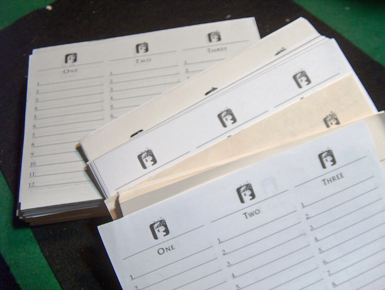 Scattergories Refill Lists / Pads 500 LOOSE Single Sheets Scattergories 26oz