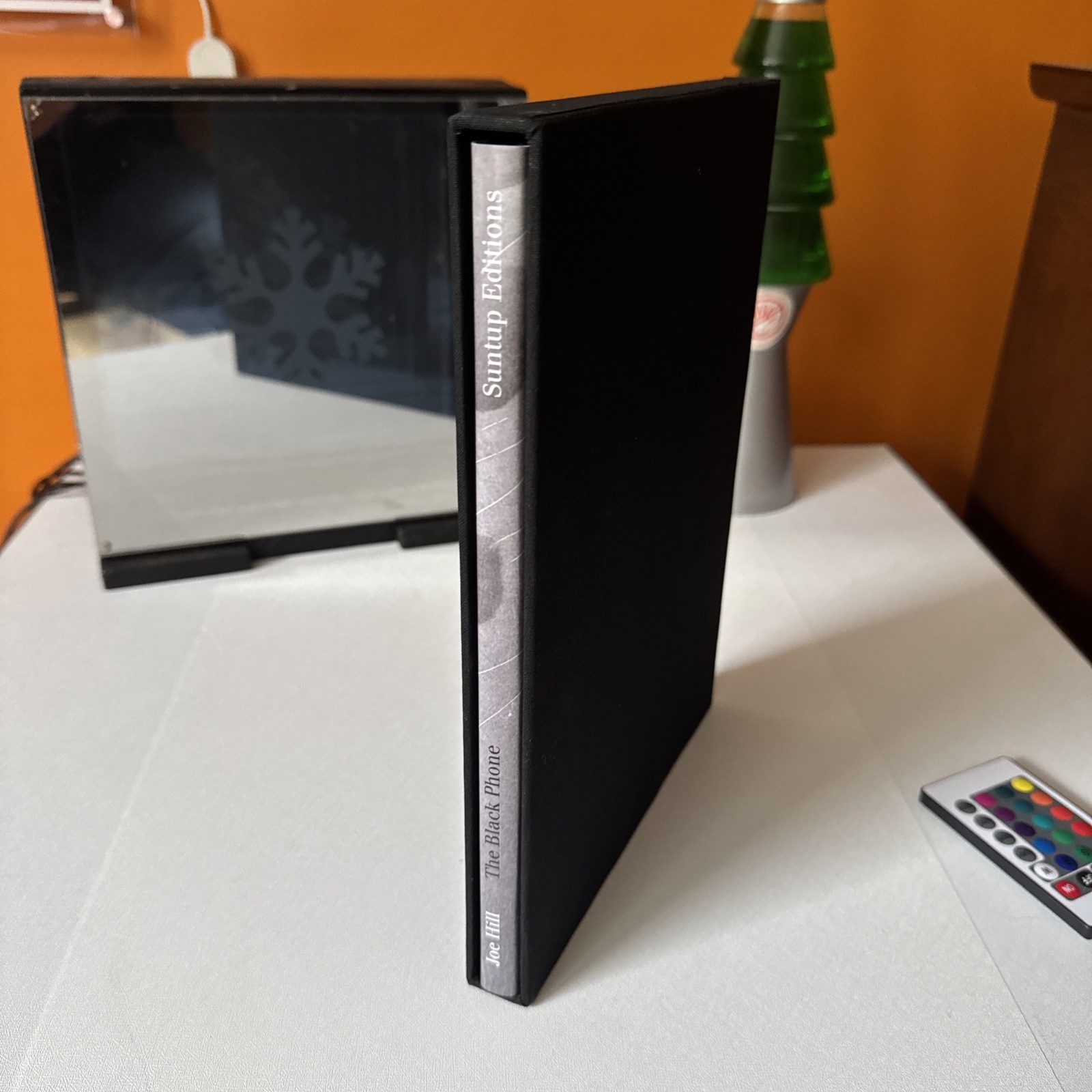 Suntup Edition The Black Phone by Joe Hill Classic Edition Signed Brand New