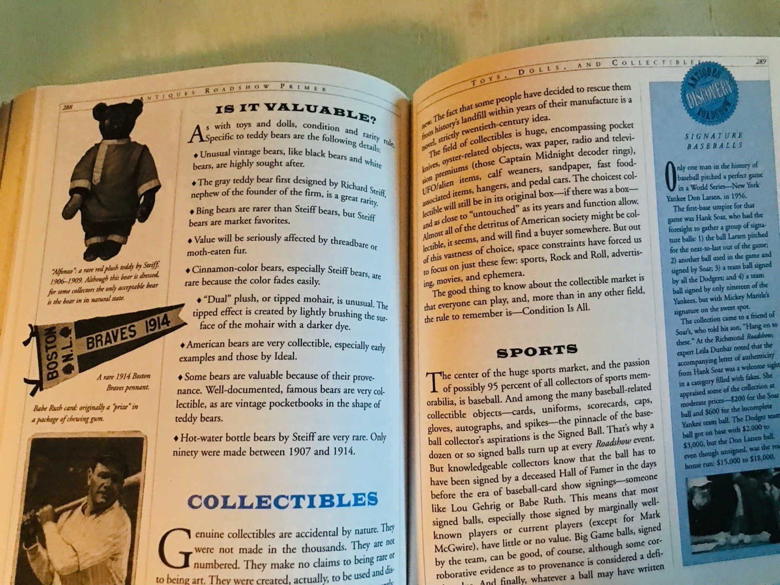 Antiques Roadshow Primer Book 366 Pages