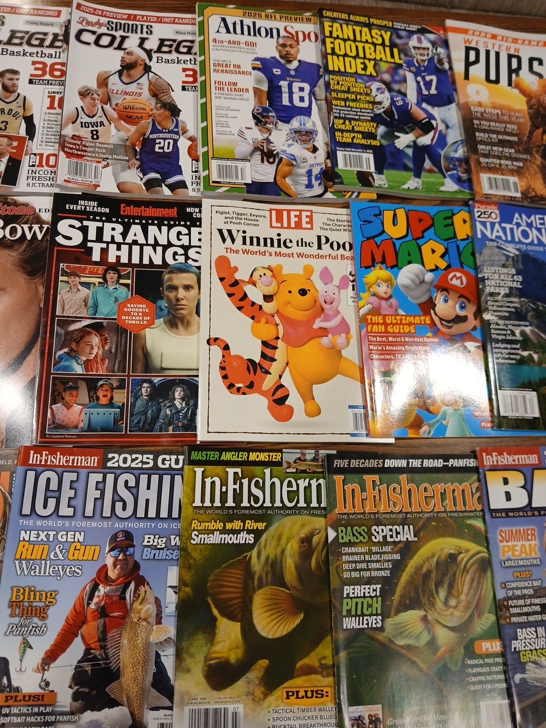 ASSORTED MAGAZINE LOT OF 25 2025/2026