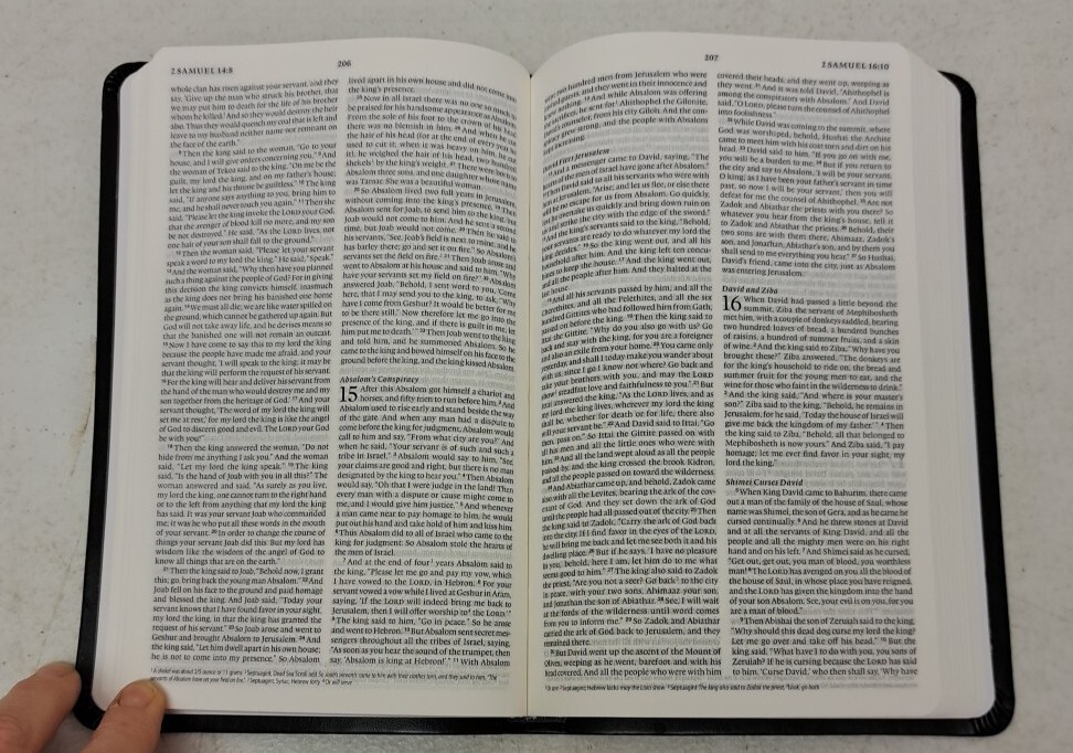 Holy Bible English Standard Version ESV Crossway Bible 2011 Black #2.2.48