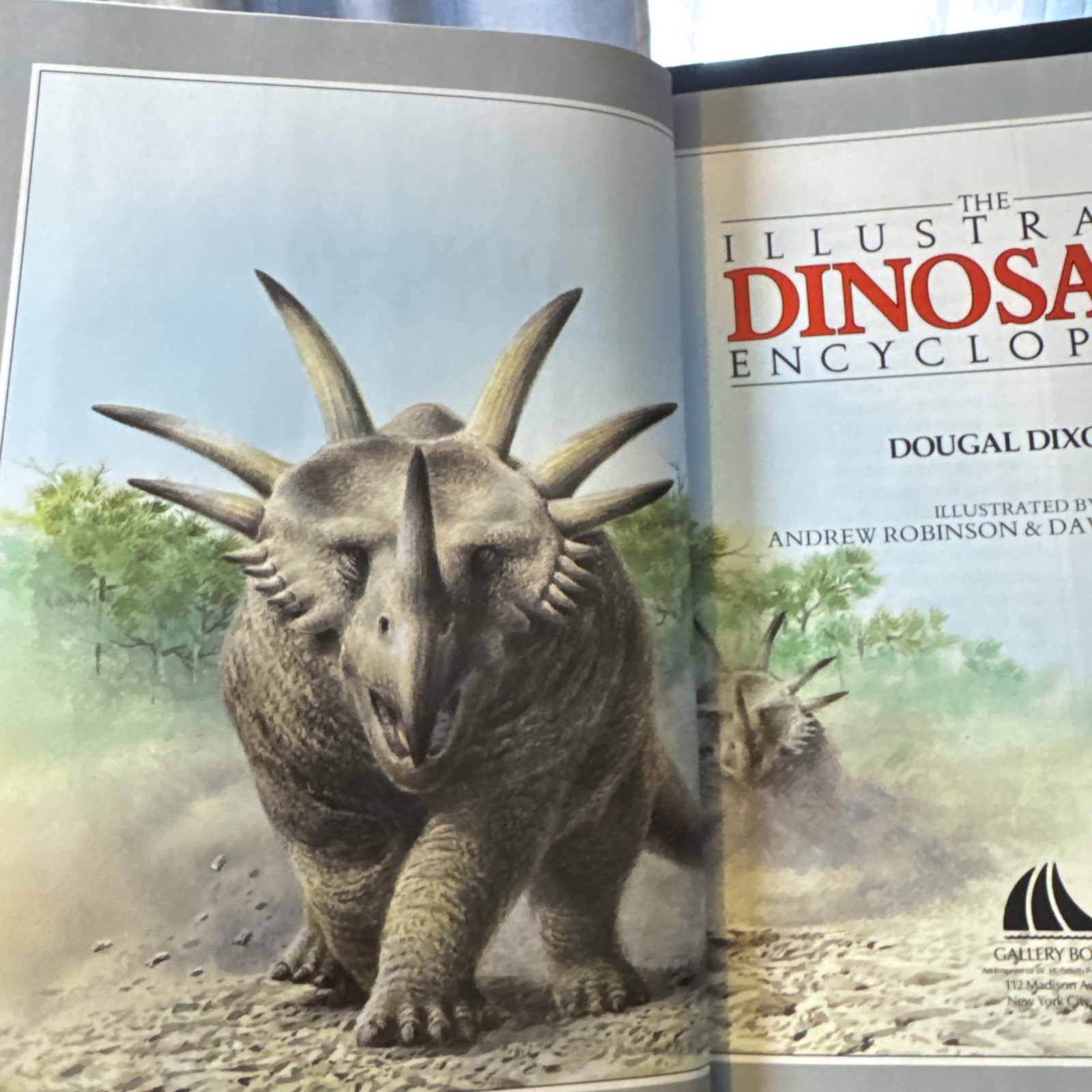 Illustrated Dinosaur Encyclopedia by Dougal Dixon (1988, Hardcover)