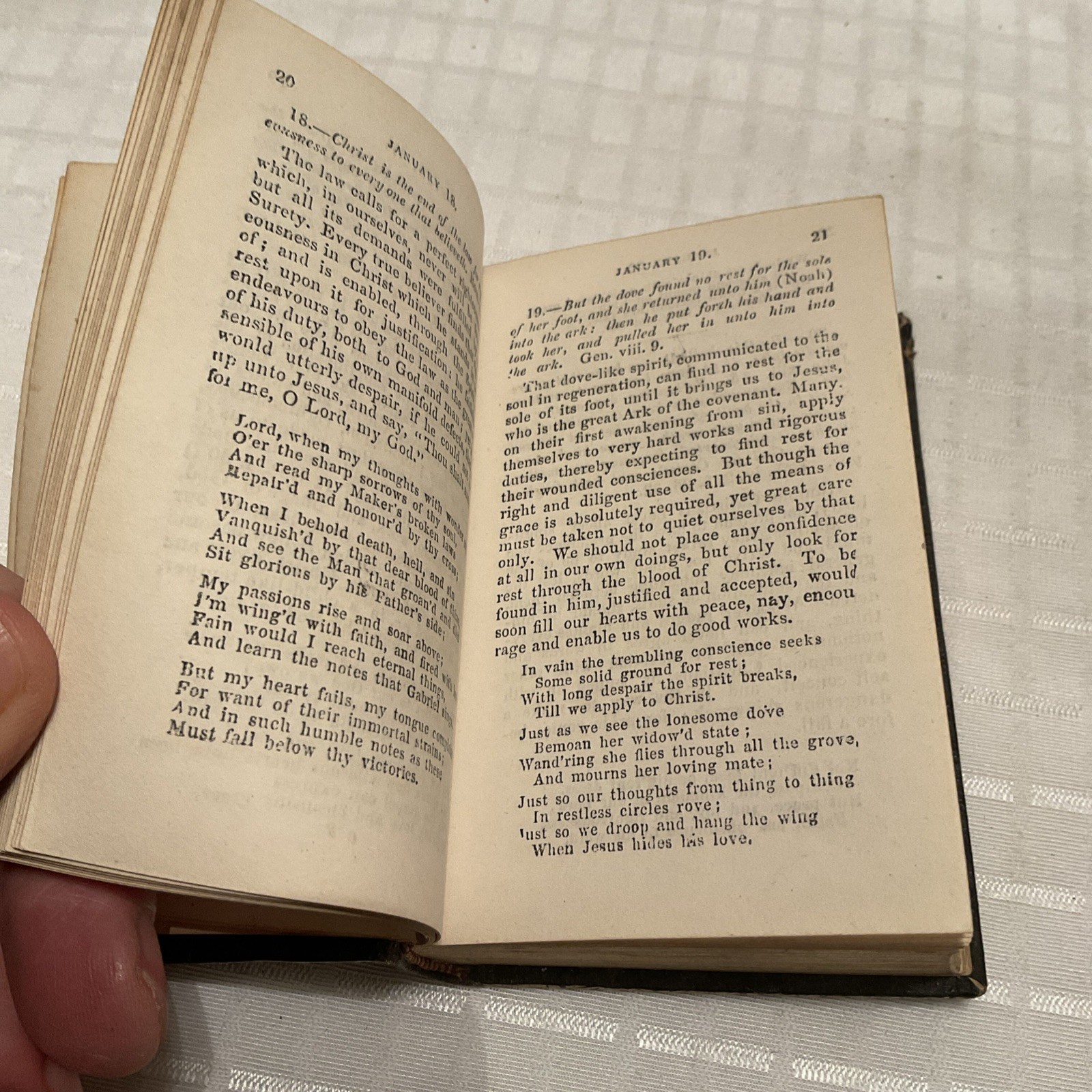 Bogatzy Golden Treasury For the Children of God 1799 Mini 431 Pages 11cm x 7.5cm