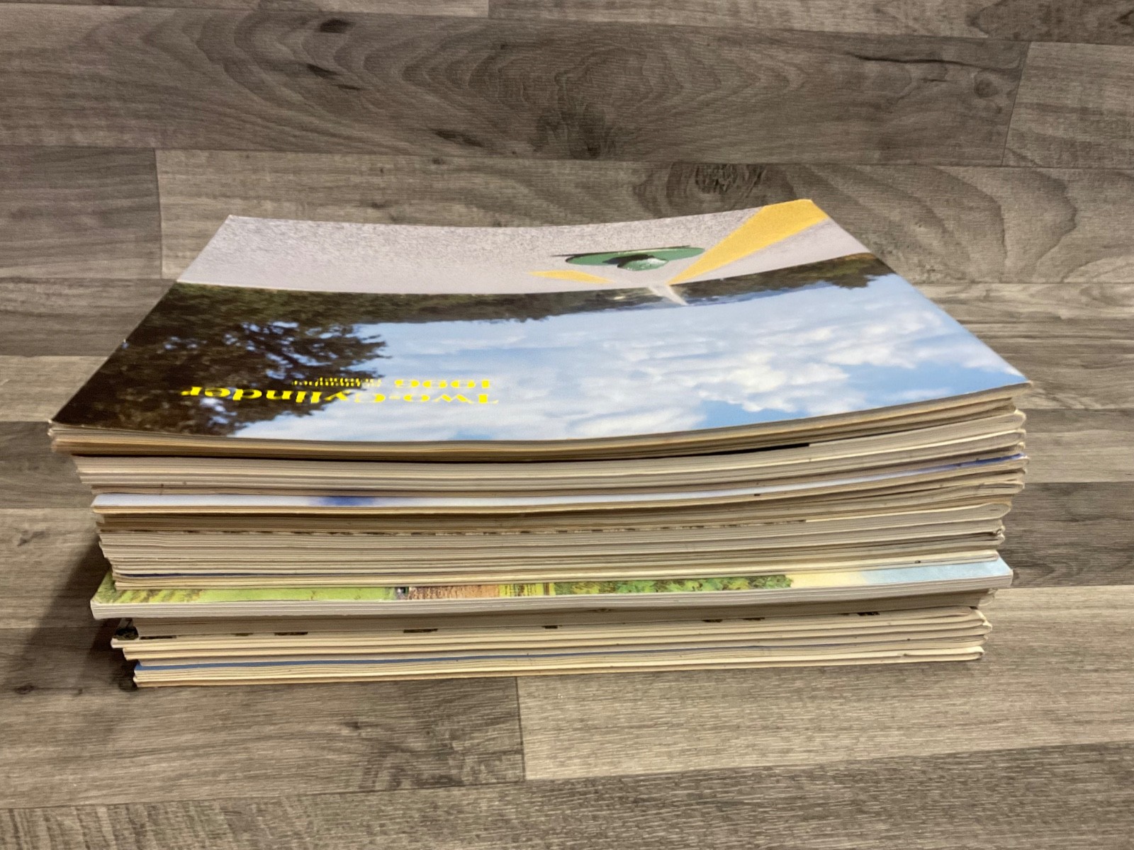 Two-Cylinder Magazine John Deere Tractor Multi Year Lot 25 Total Vintage