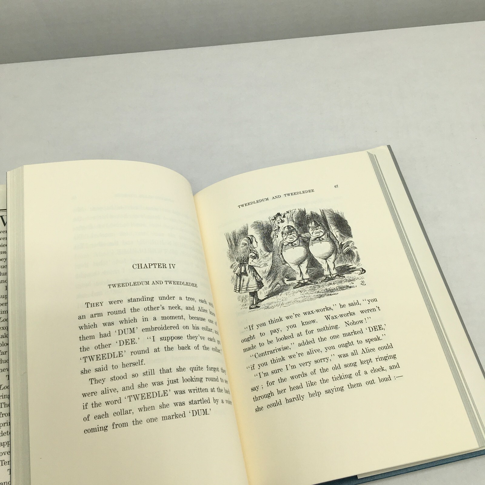 Alice’s Adventures in Wonderland & Through the Looking Glass, Lewis Carroll Set