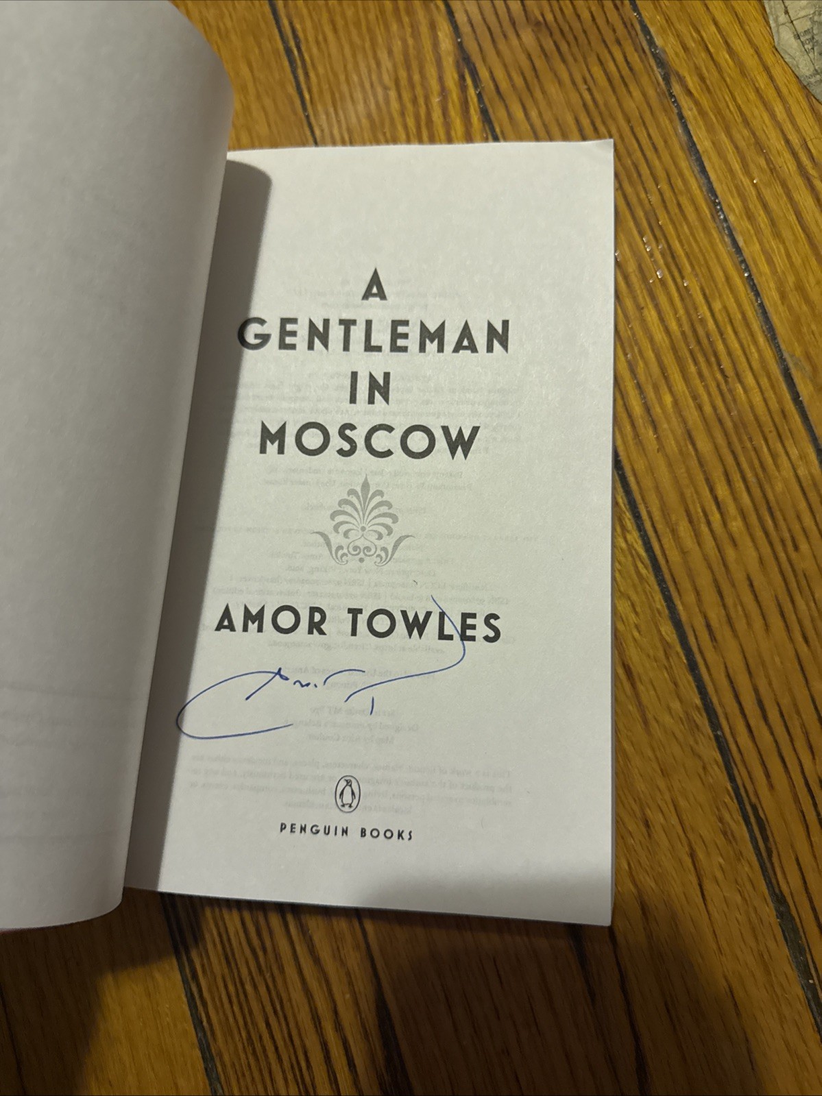 SIGNED A Gentleman in Moscow by Amor Towles (2019, Trade Paperback) Book