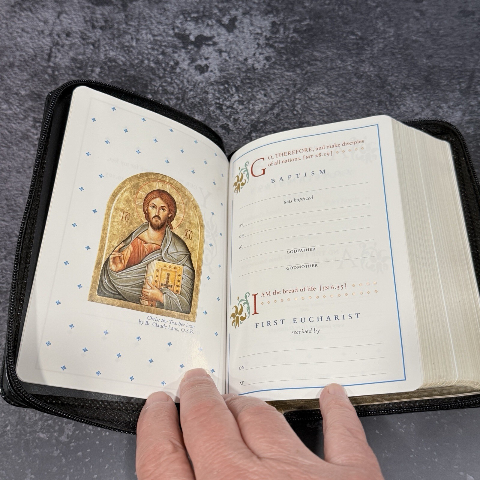 Oxford Holy Bible Revised NAB Leather Zipper Gold Gilded Pages