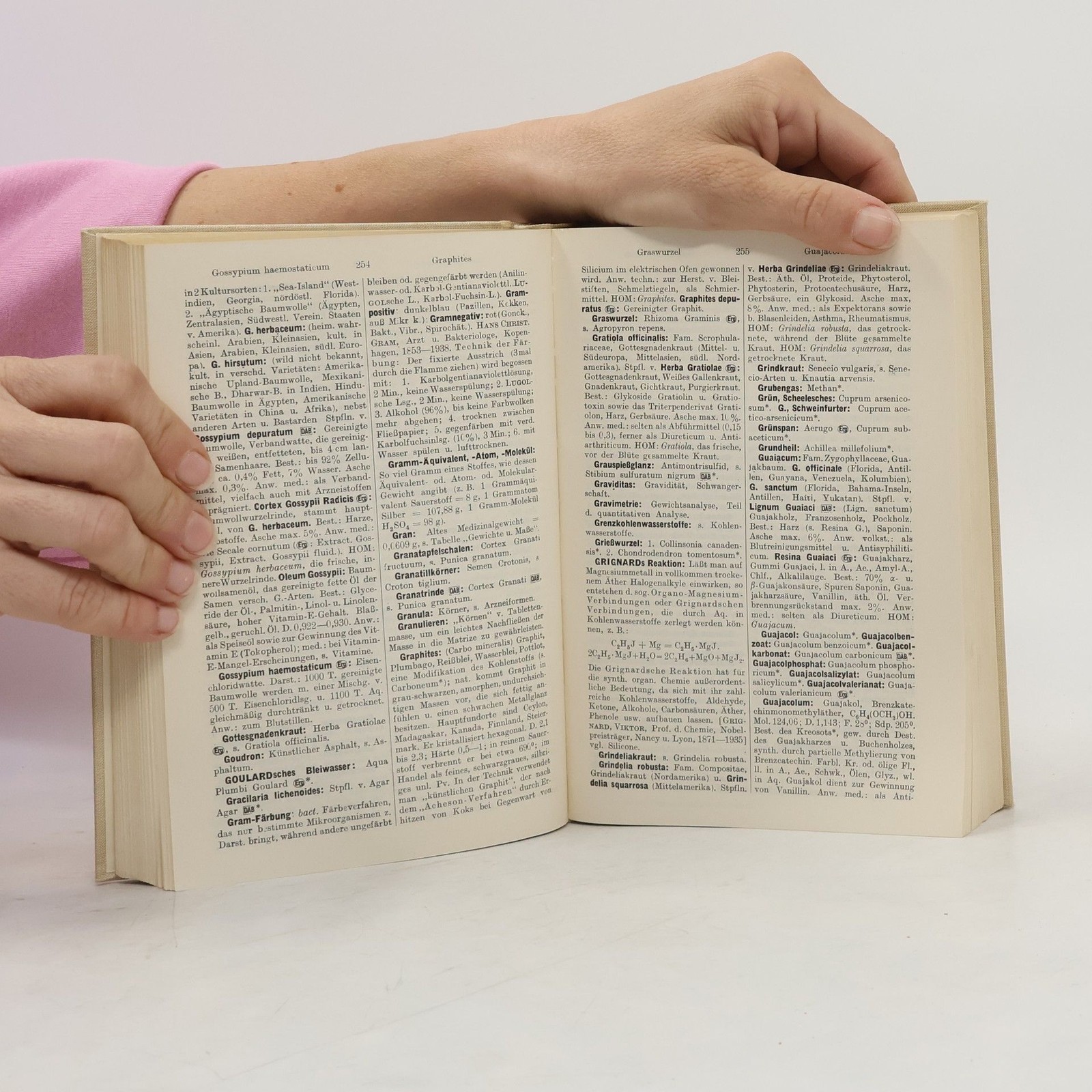 Pharmazeutisches Wörterbuch  |  Curt Hunnius