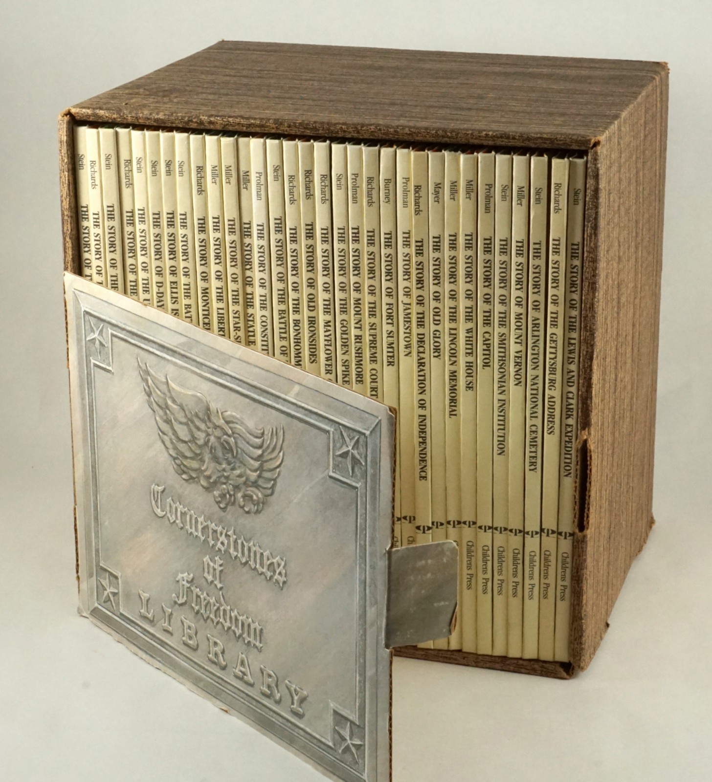 Cornerstones of Freedom Library Box Set of 32 Childrens Press Chicago ©1960s-70s