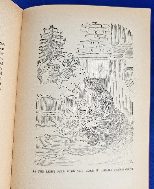 Alice’s Adventures in Wonderland by Lewis Carroll Illustrations by John Tenniel