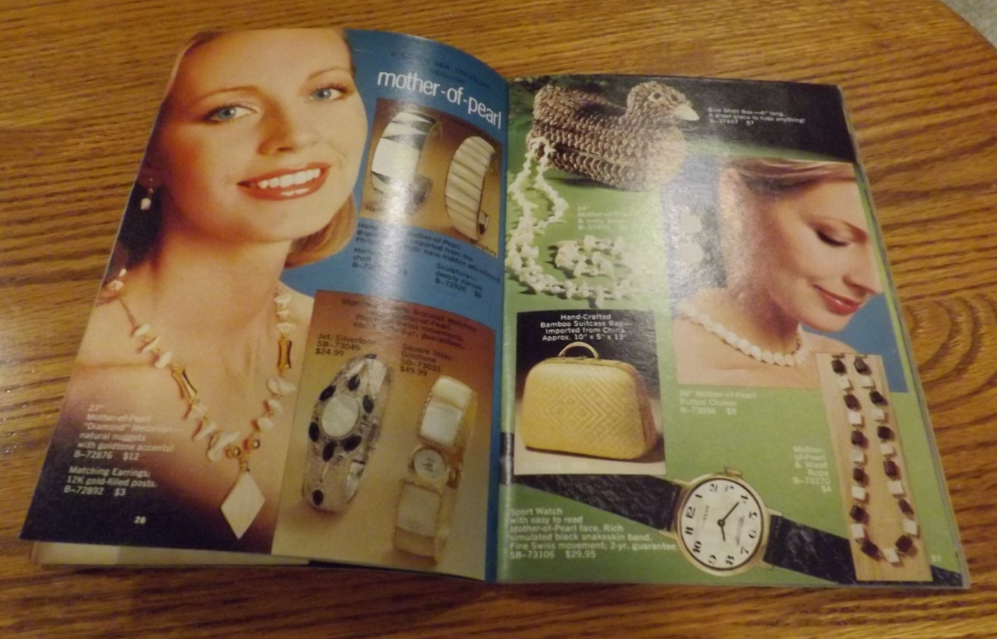 SPENCER GIFTS 1977 Jewelry Collection Catalog W/Mailing Cover – 64 pages