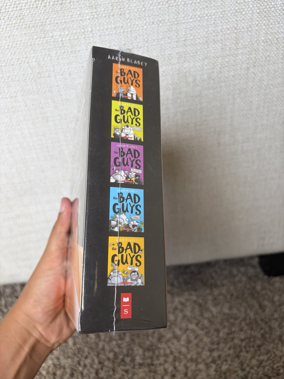 Scholastic The Bad Guys: Bad Box Books 1-5 by Aaron Blabey Illustrated
