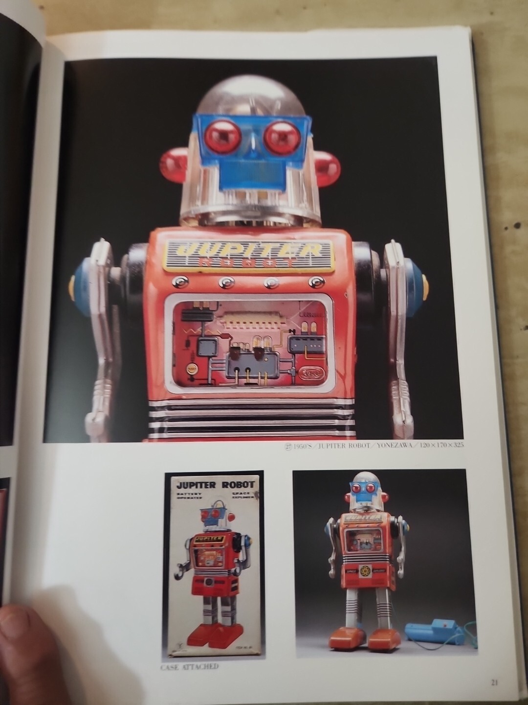 Teruhisa Kitahara / TIN TOY ROBOTS T Kitahara Collection Wonderland