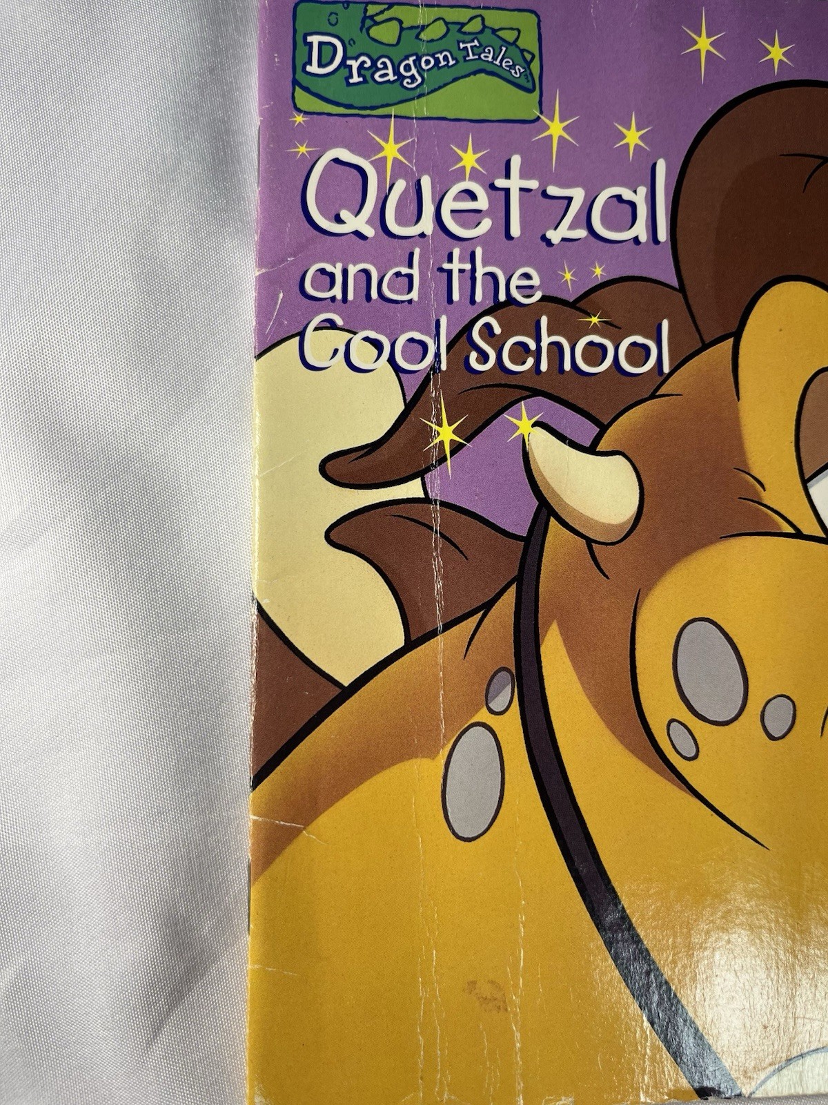 Vintage 2000 Dragon Tales Quetzal & the Cool School Paperback Book Kids