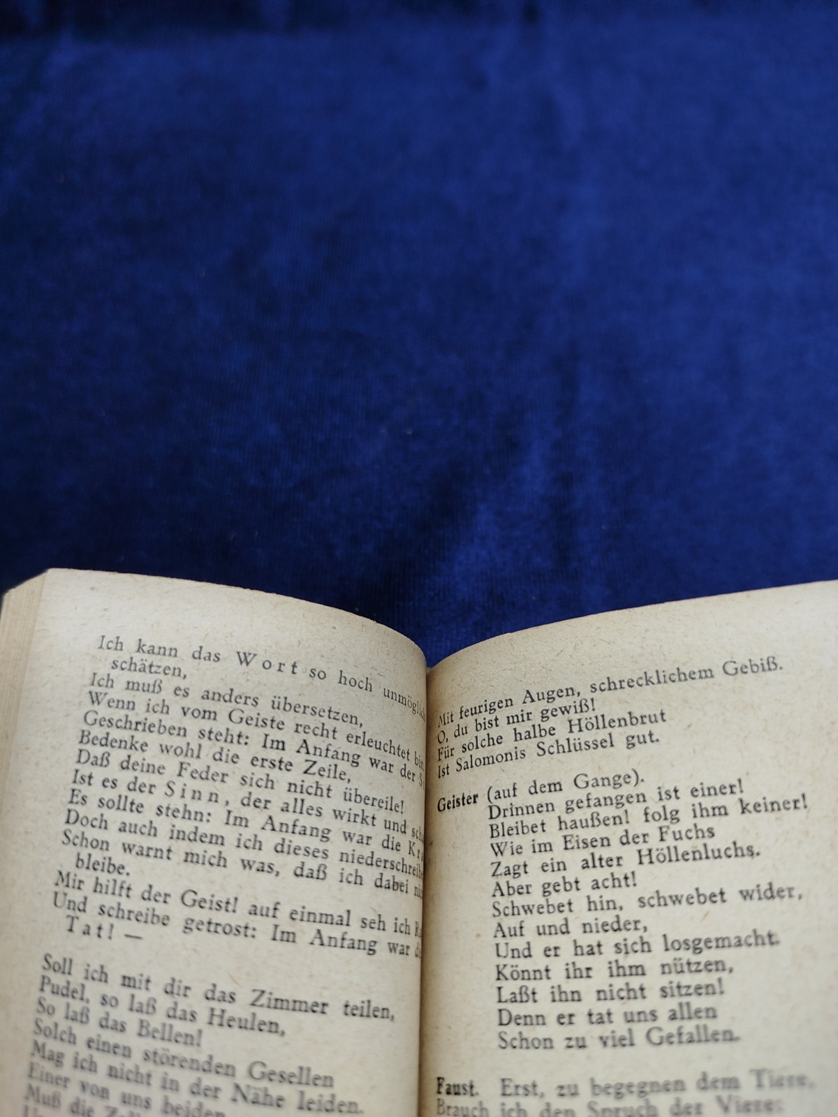 Old, Leather-Bound Pocket-Sized Book Faust, Part 1 9.5x7cm