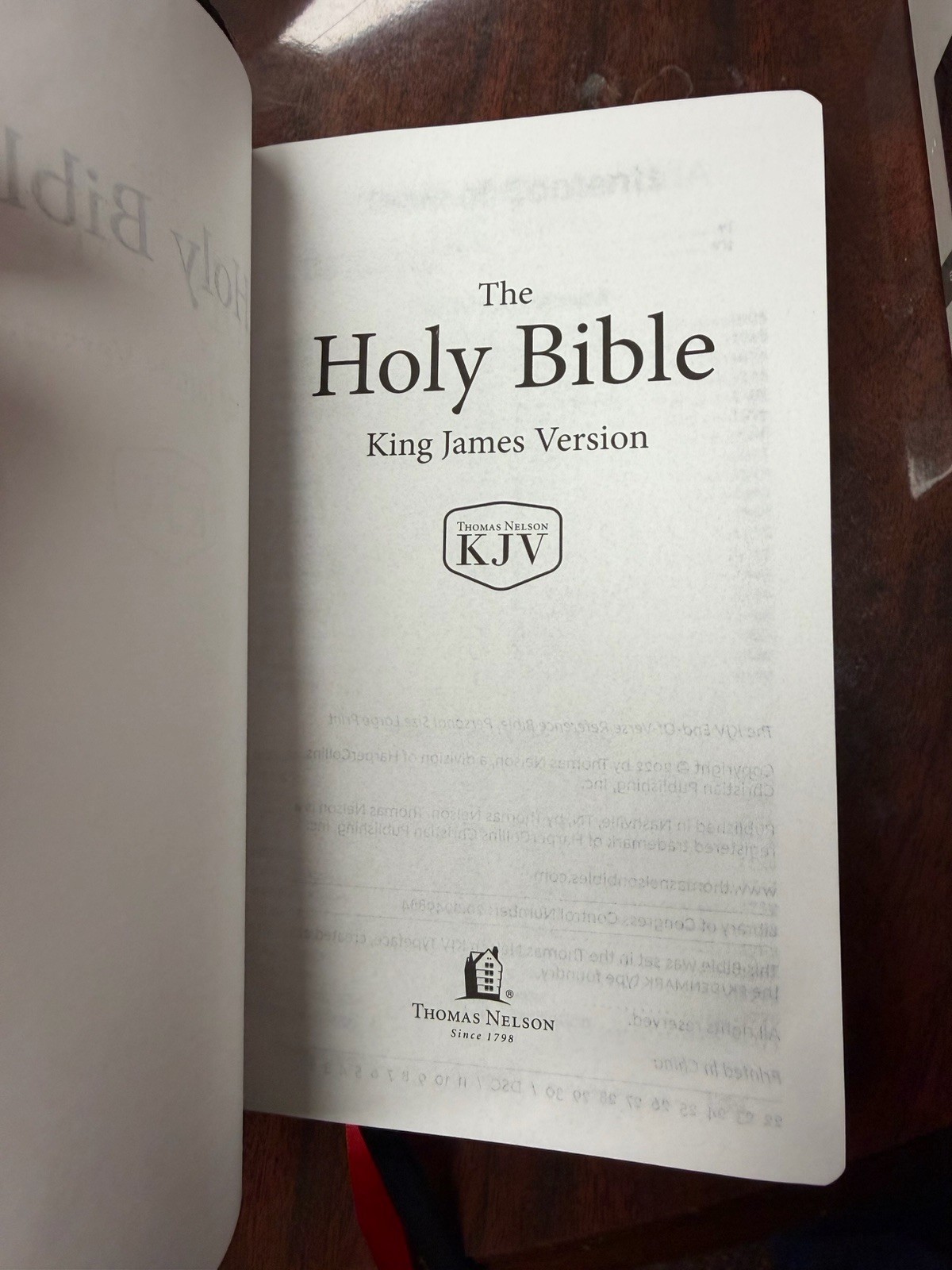 KJV Personal Size LARGE PRINT Reference Bible~Retails $110~Gen. Bk Leather *1138