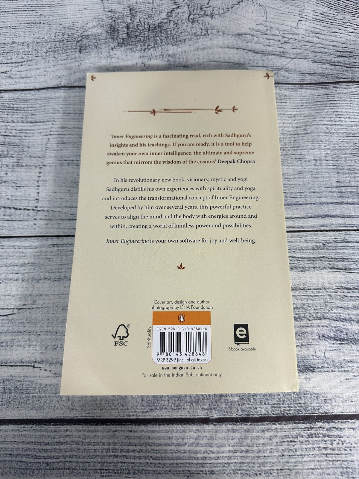 Inner Engineering: A Yogi’s Guide to Joy – Paperback