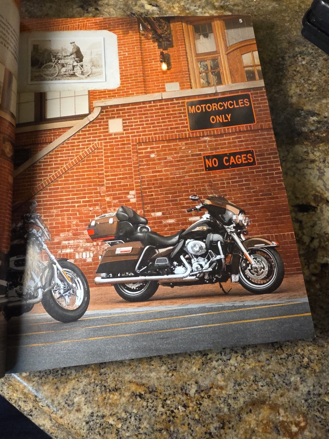2013 Harley Davidson Genuine Motor Parts & Accessories Catalog Book 880 pages