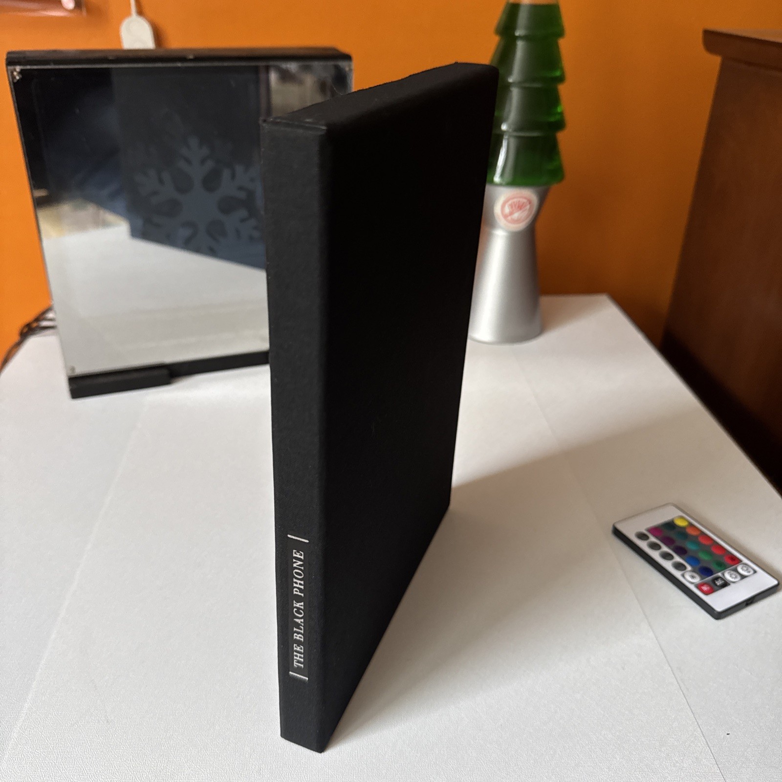 Suntup Edition The Black Phone by Joe Hill Classic Edition Signed Brand New